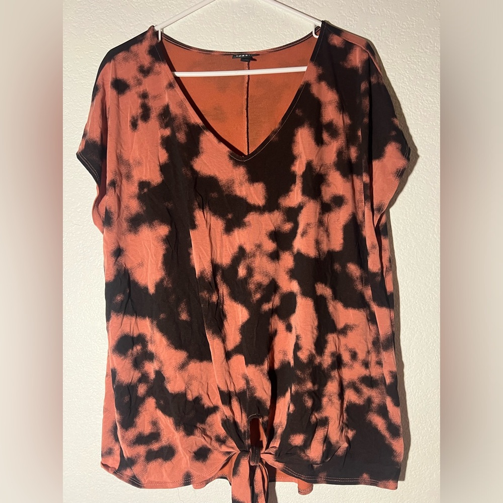 Tie-Front Tee - Corral and Black - Size 1 (XL)